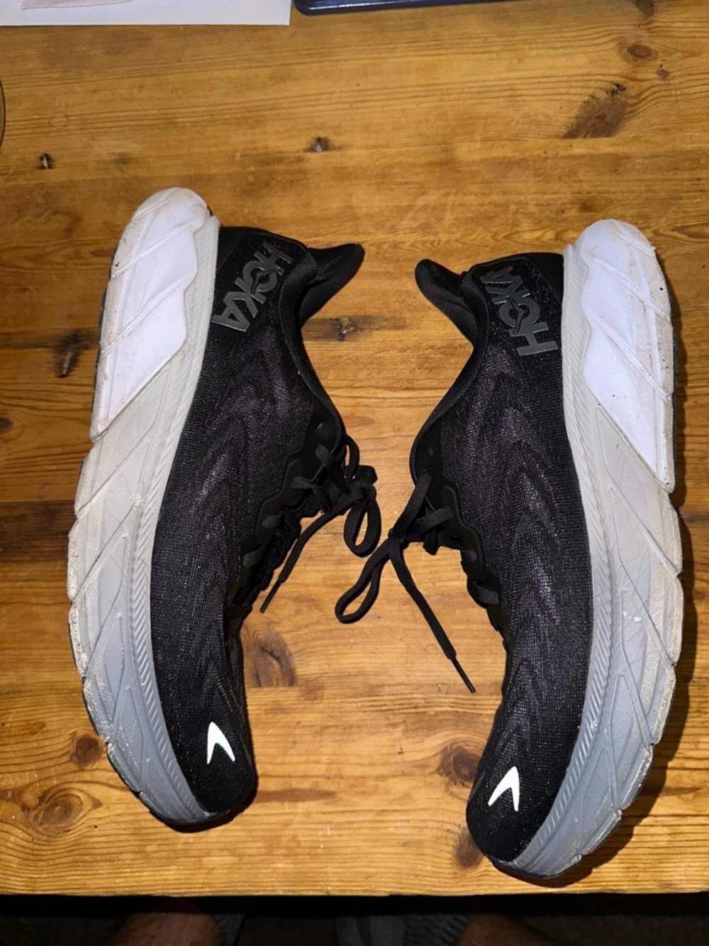 Hoka Arahi 6 Men Sneakers 10.5 Men